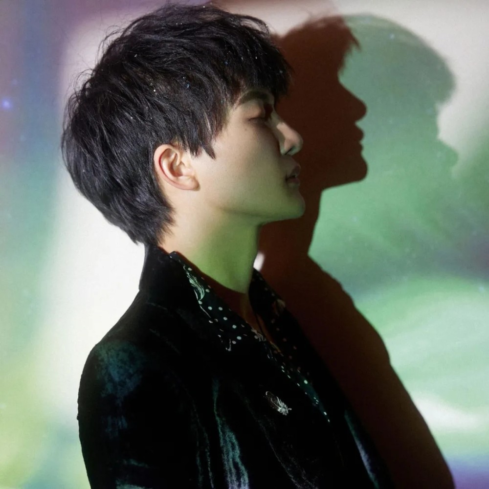 头像周深错过了落日余晖还会有满天星辰