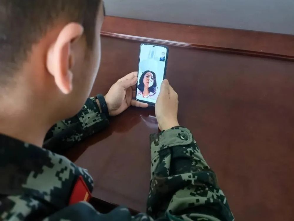 军人专用手机图片