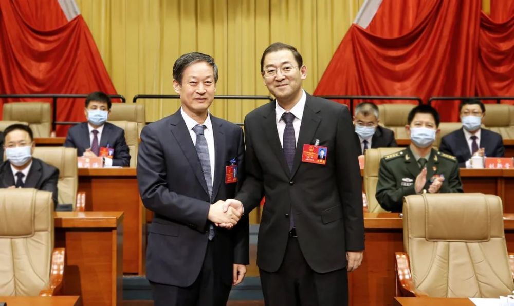 衡水市七届人大一次会议闭幕