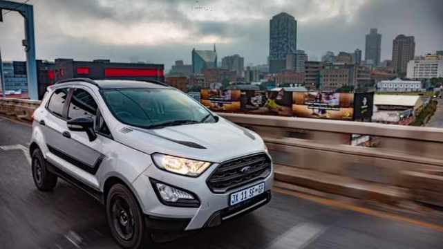 2021福特翼博ecosport黑色版提供了大量的特性和能力