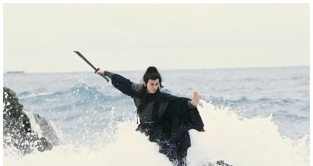 但是吴岱融版本的傅红雪也同样值得回味.