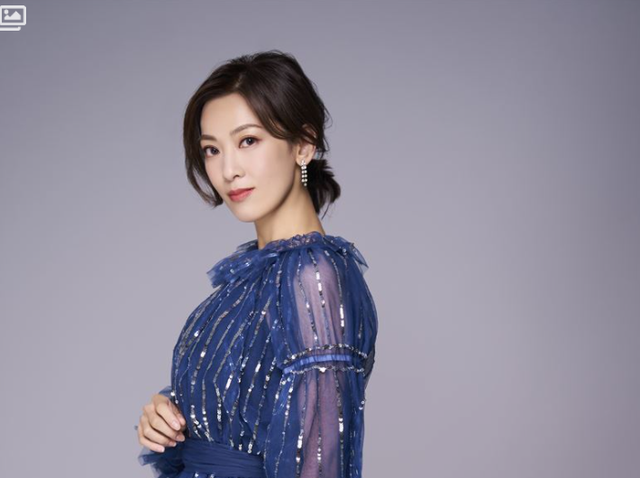 8月25日,有台媒报道称,40岁资深歌星陈淑萍已经转行经商,只有这样她