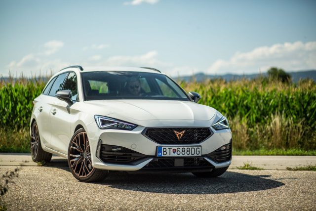 测试cupra leon st 4drive