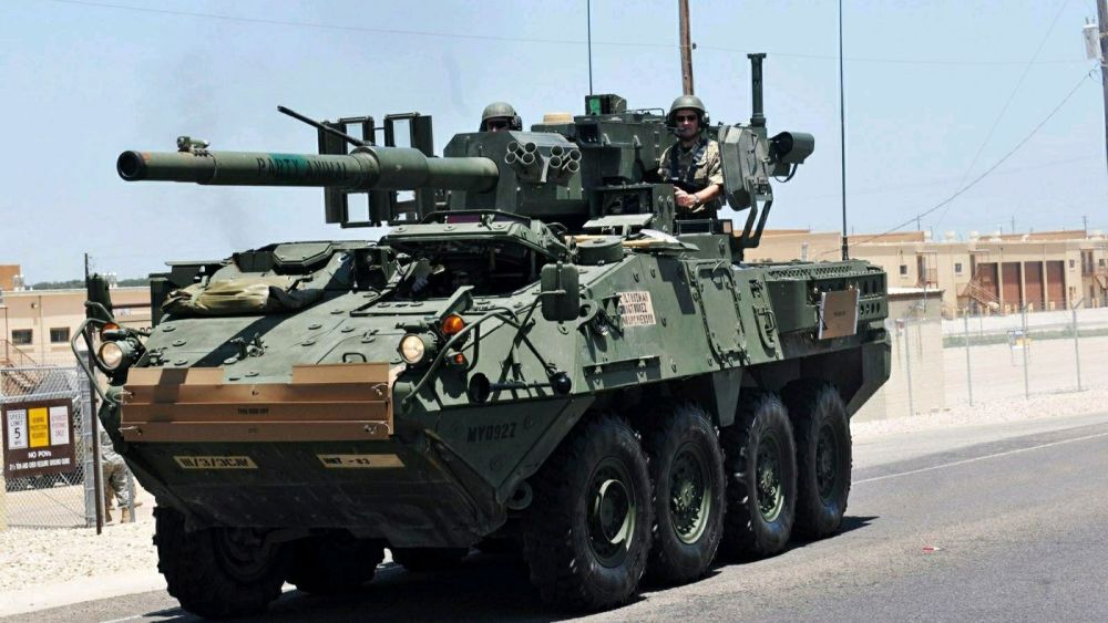 中型合成旅有多猛,清一色国产大八轮,各类自行火炮齐上阵_腾讯新闻