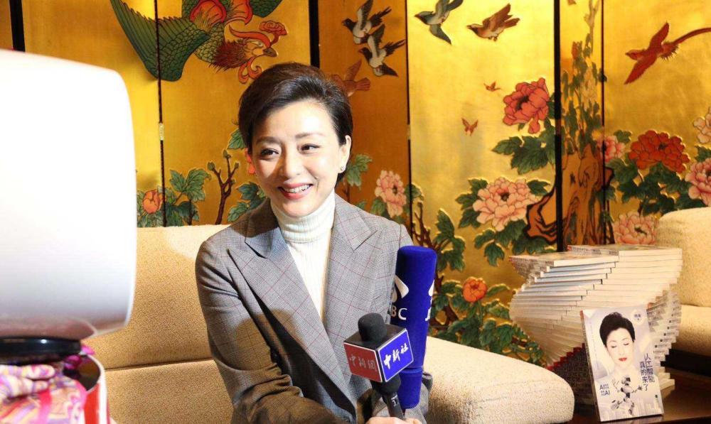 杨澜活得精致是女人的尊严