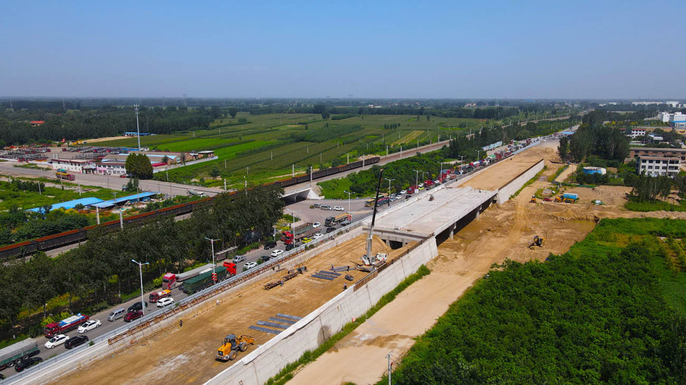 2021年8月24日,新开通的河北省定州市安喜大街.