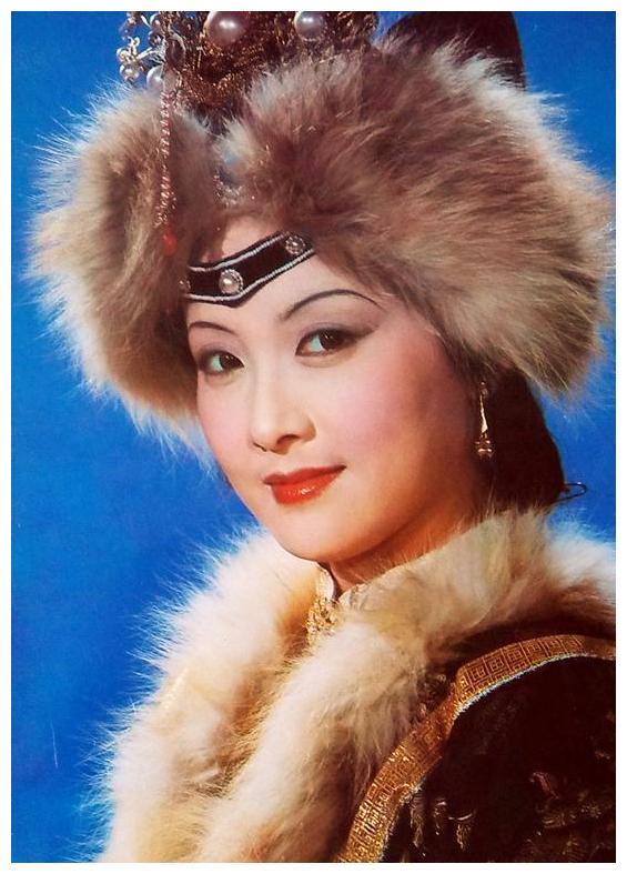 她是杭州第一美女,却插足有妇之夫,后未生育被抛弃,今整容变残