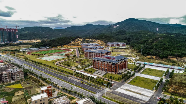 中国日报福州8月26日电 日前,国家开放大学福建海西石化园区学习中心