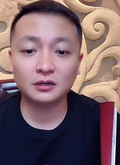 二子爷调侃方丈"当宠物被辛巴剃毛"!李四连麦一哥爆巴扎黑被抓一事!