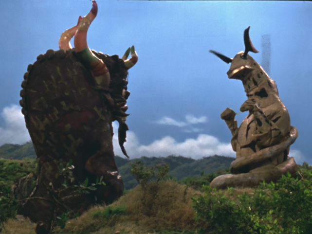 奥特曼系列为数不多的女外星人,饲养艾雷王的匹特星人