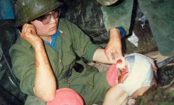 1986年,雲南一女兵違抗軍令上前線被處分,後來怎樣了?_騰訊新聞