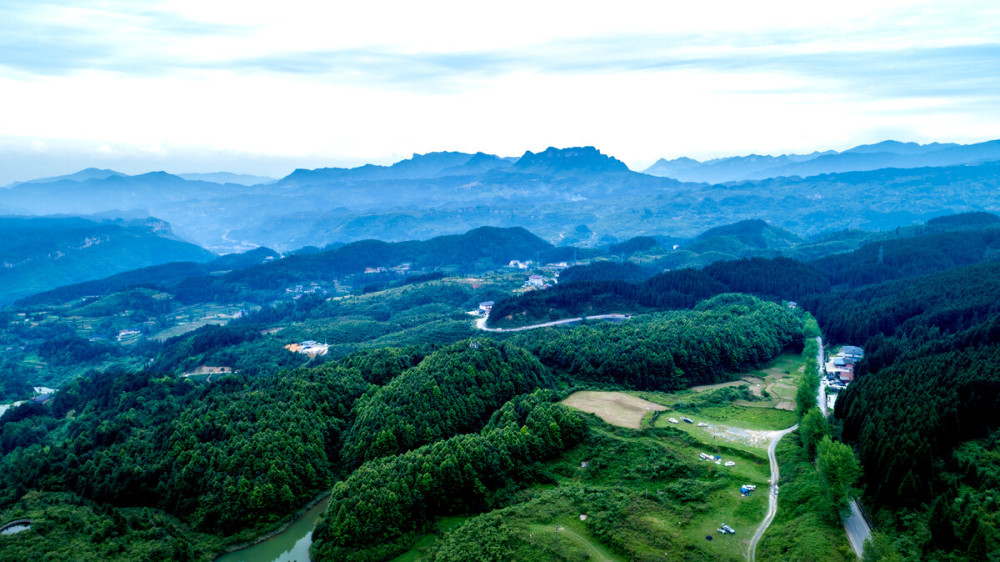 隐匿重庆的世外桃源,坐拥20多万亩原始常绿林,避暑纳凉正合适