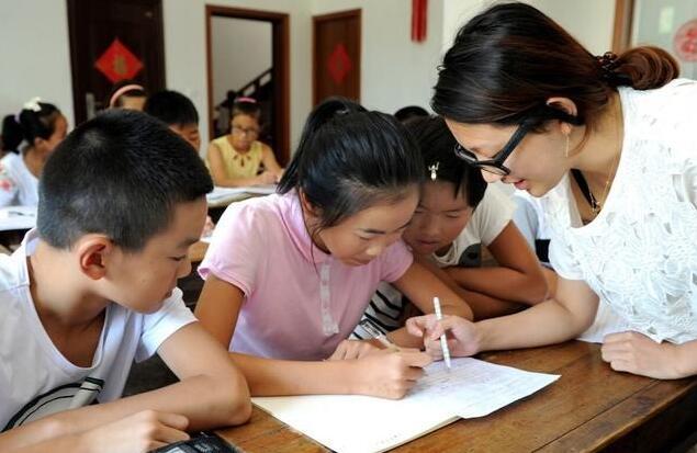 双减政策下一些校外培训机构迎来白名单补习班还有机会