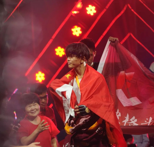 今晚100终结率的班玛夺基对决泰国传奇老将