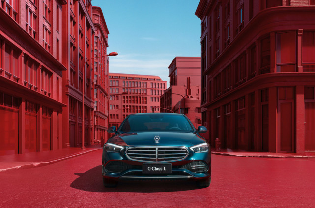 全新梅赛德斯-奔驰长轴距c级车上市,售价32.52万元起