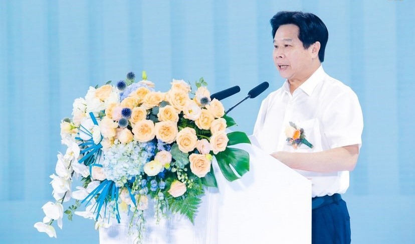 华侨城华南集团多元布局挺进坪山三方战略合作开启大美生活