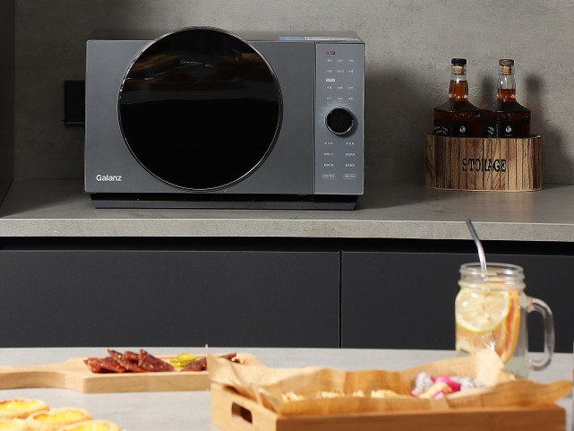 开辟式创新征服消费者 格兰仕DR空气炸微波炉获优选产品奖-家电圈官网