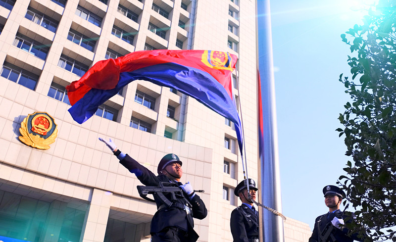 宁波公安供图2020年8月26日,党中央举行授警旗仪式,这是公安史上具有