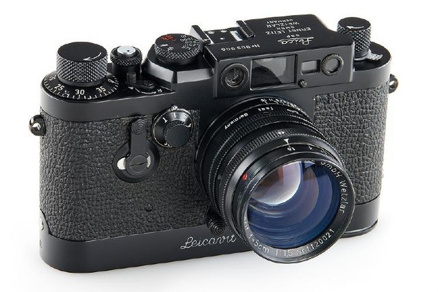 真理财产品徕卡老相机两年价格上涨20倍