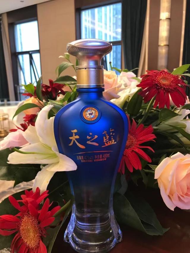 一品三香:新版天之蓝品鉴须知,分享给爱绵柔的你|洋河|白酒|酿酒