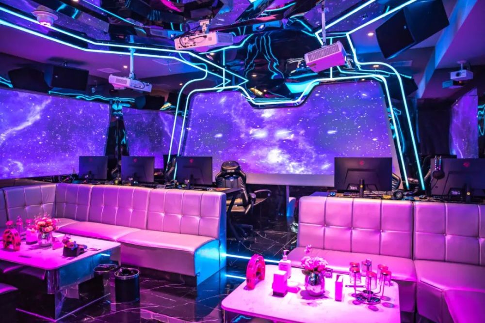 武汉ktv有多内卷8090后集体破防你最爱的那家ktv还在吗