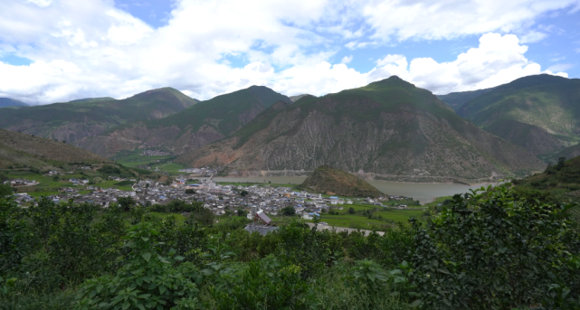 云龙县苗尾乡后扶产业助力水电移民增收致富