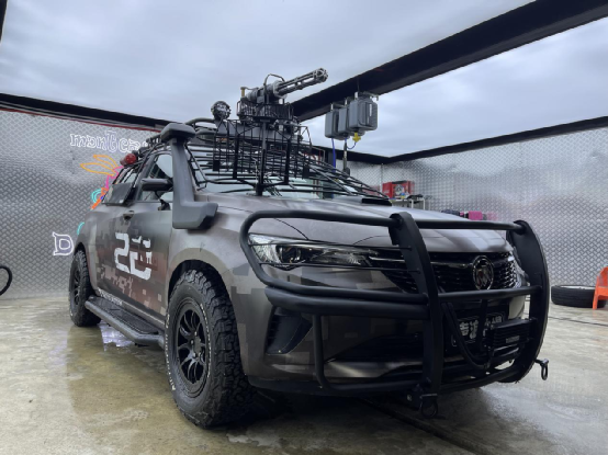 探访神秘吃鸡战车硬核改装加特林横扫决赛圈