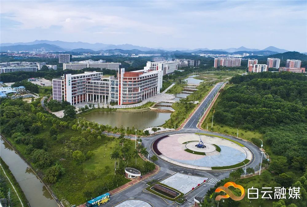 大美白云这里是钟落潭镇