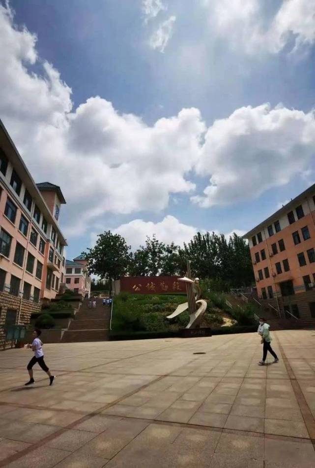 烟台芝罘中学2021级初一新生入学须知