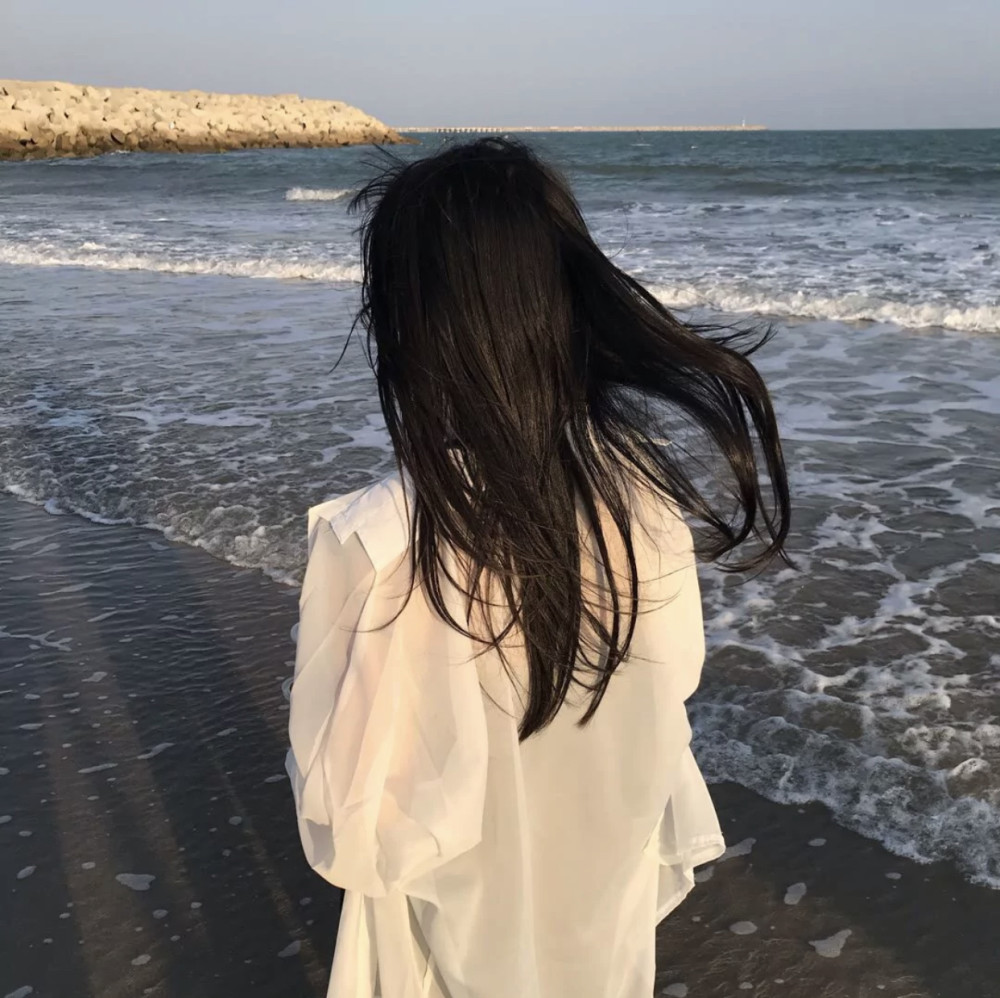 cry bear|海边女头