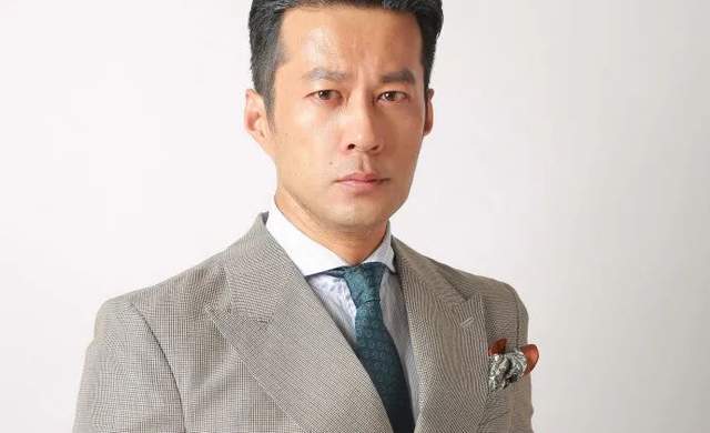 演活了《扫黑风暴》里的董区长,他的命运因4次意外而改变
