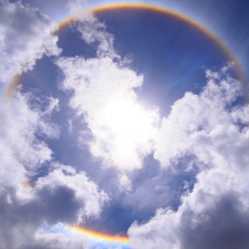 原来彩虹全貌是圆形的