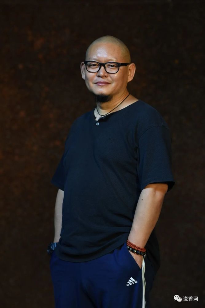 没想到那么多好歌都是她写的,词作家王健带着《歌声与微笑》含笑天堂