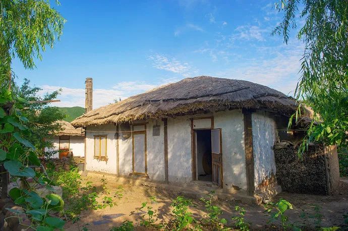 走进图们百年部落,感受别具特色的朝族民俗风情.