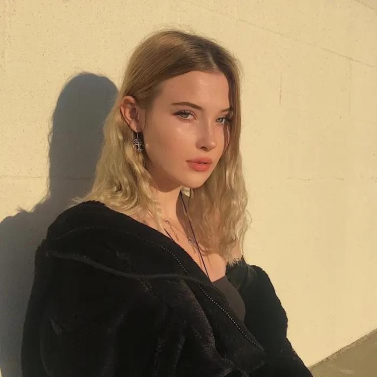 ins气质高级欧美女生头像