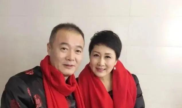 国民丈母娘张凯丽,当着豪门阔太仍辛苦拍戏,只为给女儿铺路?
