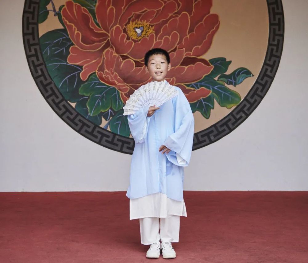 刘泽举"国风美少年"造型"山村邓紫棋"韩甜甜一只被