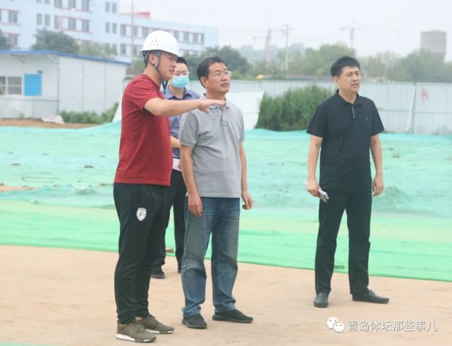 莱西市委书记庄增大考察调研这个足球项目,前青岛黄海队长刘清陪同