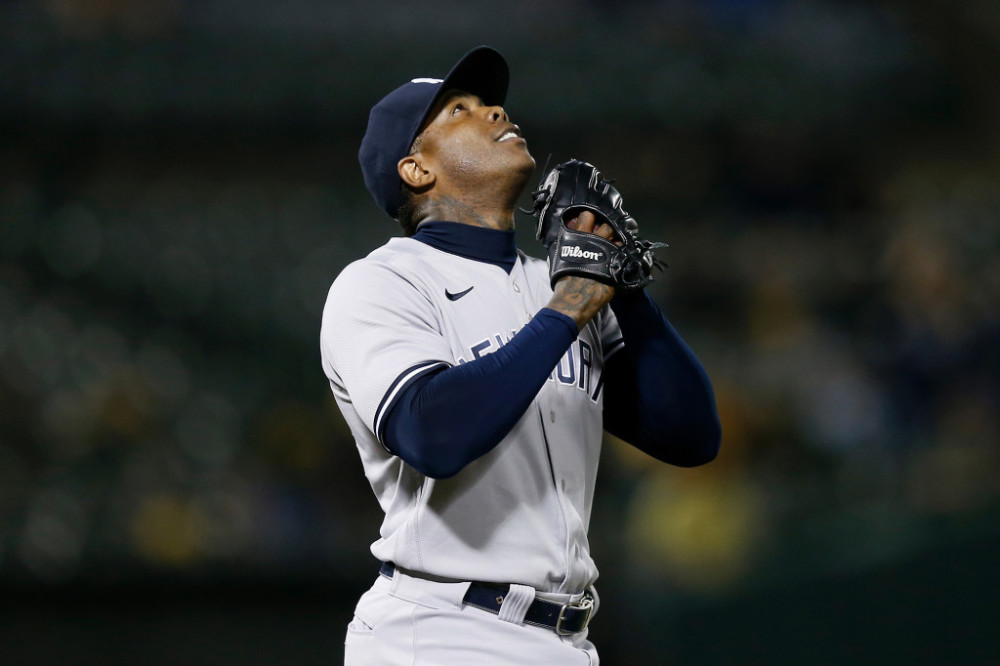 查普曼拿下生涯第300次救援 扬基12连胜为60年最长