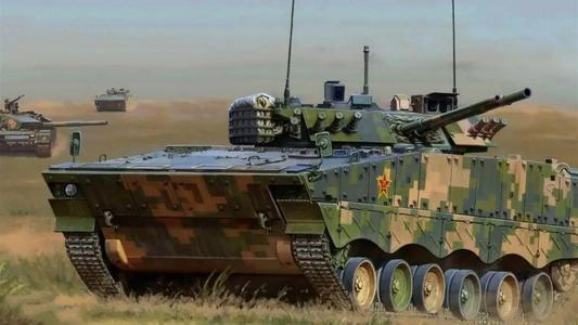 国产新一代履带式装甲车族露面