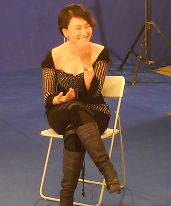 重案六组女主王茜,嫁大23岁老公不被看好,如今守寡六年身价上亿_腾讯