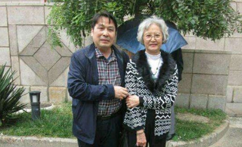 78岁的白骨精杨春霞头发全白气质优雅最想演女儿国国王