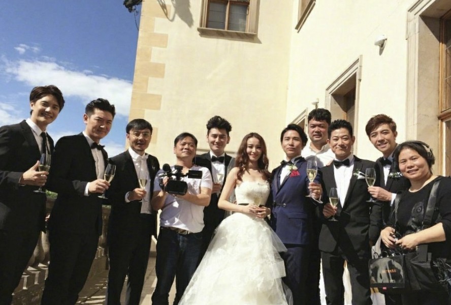 《天天向上》9个主持人就有7个出了事,网友喊话王一博撑住!