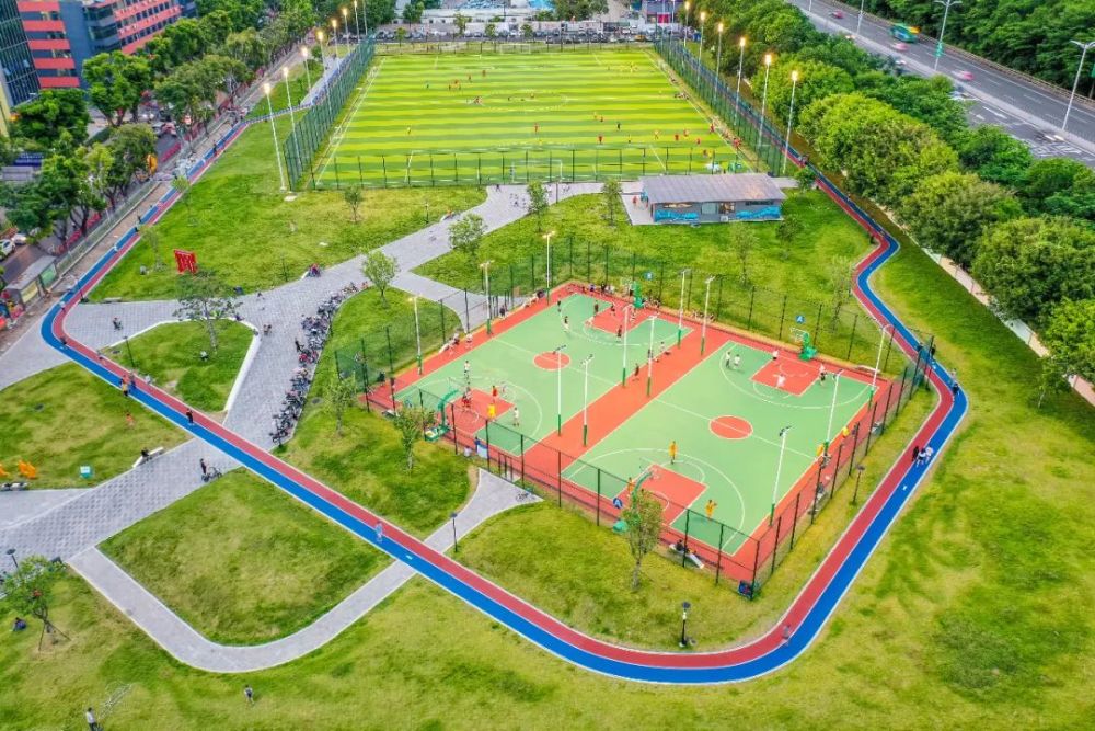 游园记足球场篮球场环形跑道解锁大宝路运动公园