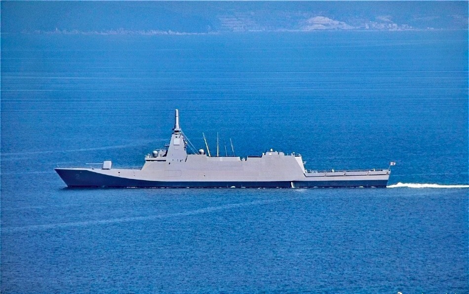 日本海自30ffm型多用途护卫舰二号舰熊野号首次海试预计明年服役