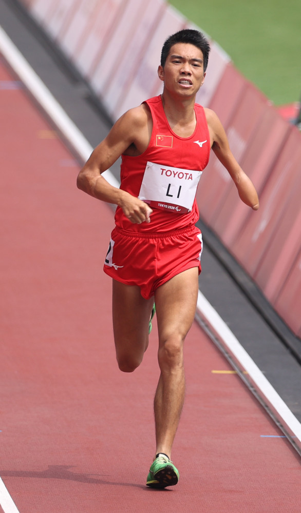 东京残奥会田径男子1500米t46级李朝燕获第12名