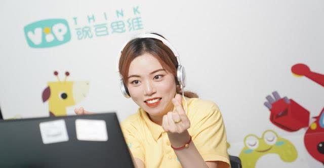 偶尔也会求助老师寻求建议,豌豆思维的老师们总是会及时回复,与家长