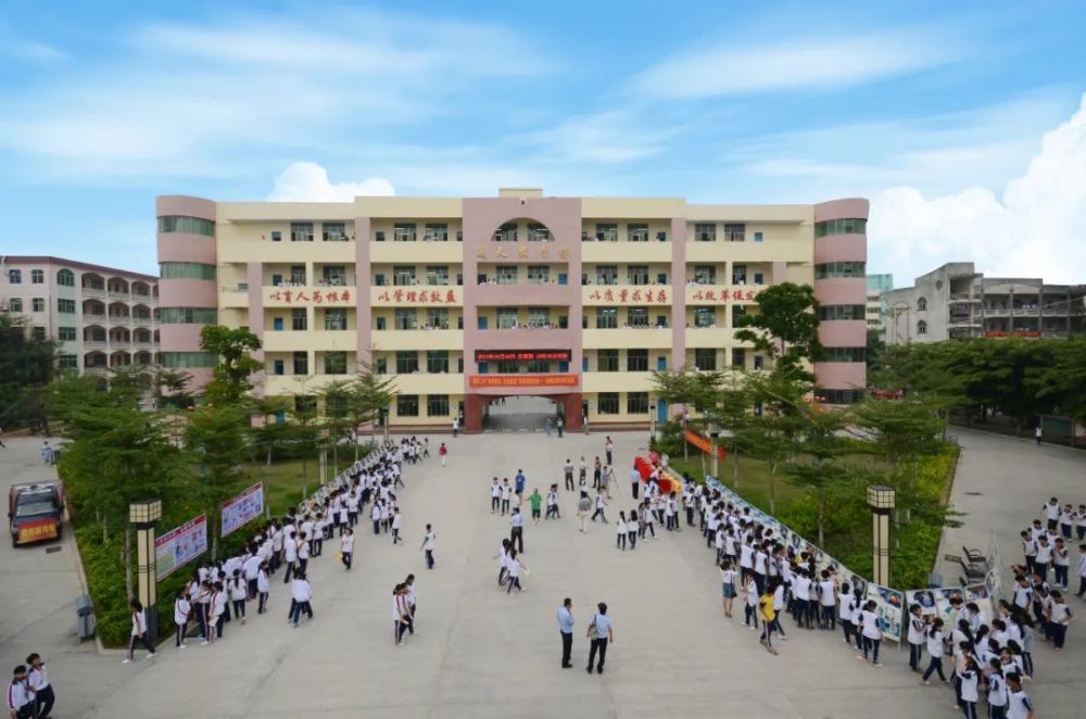 琼海市嘉积第二中学发布2022年春季开学须知