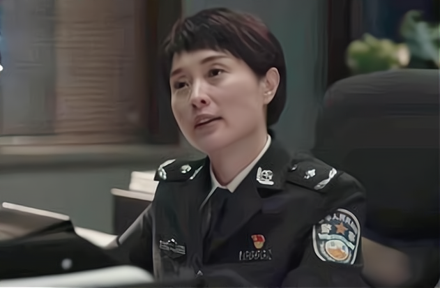 扫黑风暴贺芸对待两个儿子的态度对孙兴助纣为虐对林浩却不一样