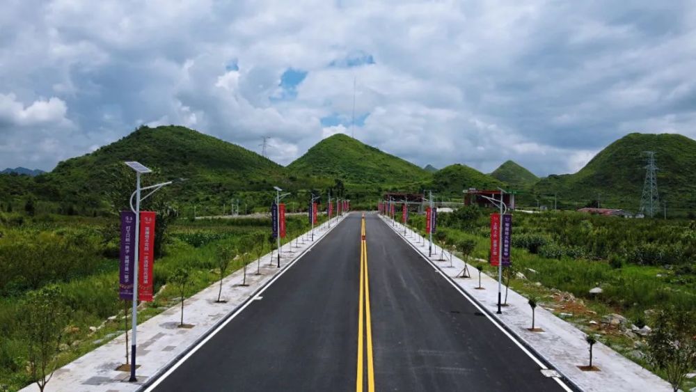 关岭岗乌镇:重塑城镇新貌 创建宜居乡村